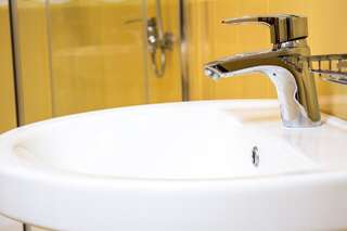 Мини-отель U Dominicana Каменец-Подольский Стандартный двухместный номер с 2 отдельными кроватями-4