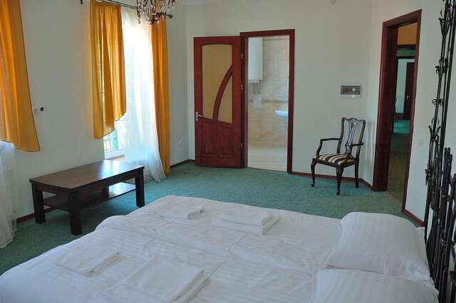 Мини-отель U Dominicana Каменец-Подольский-46