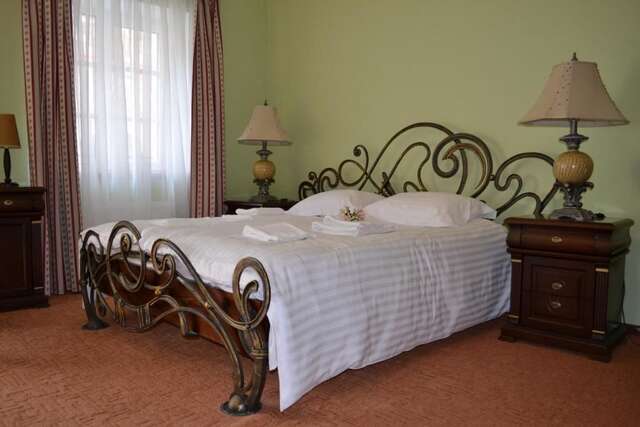 Мини-отель U Dominicana Каменец-Подольский-51